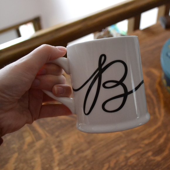 3/20$ Indigo Letter B Mug - Picture 5 of 5